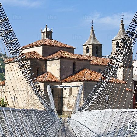 Hostal Los Nogales Cangas De Narcea Exteriér fotografie